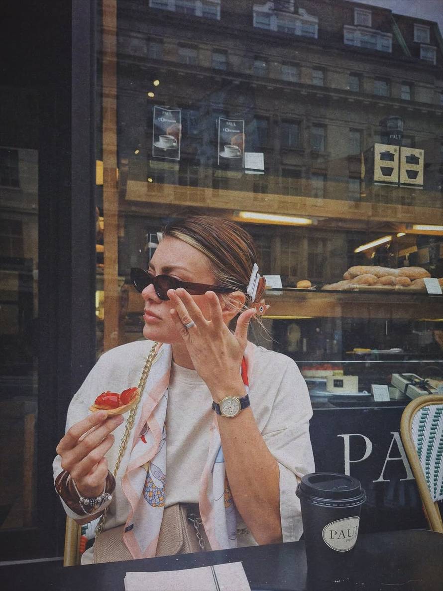 FOTO Bling-bling! Na ruci Elle Dvornik bljesnuo je prsten, ali i isplivalo tko je njezin 'Meštar'