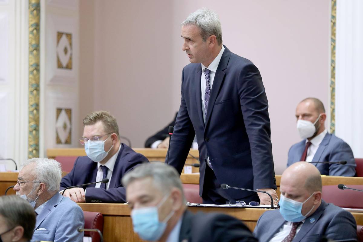 Glavni tajnik HDZ-a: Odbacujem optužbe Đerek o meni, lažne su
