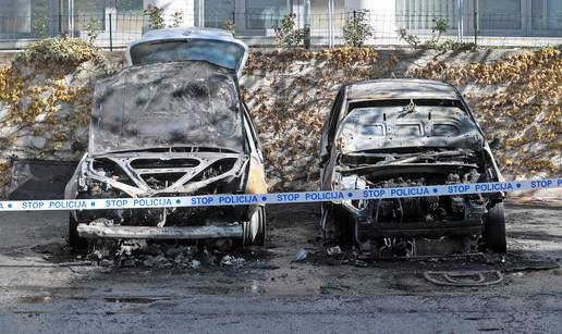 U Zagrebu planuo auto, požar se proširio i na susjedno vozilo