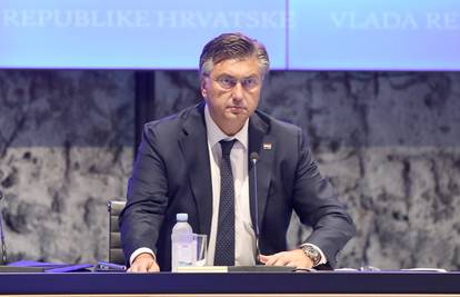 Plenković opet opleo po oporbi: 'Jalovi su i bezidejni, stalno bi htjeli lijepiti etiketu korupcije'