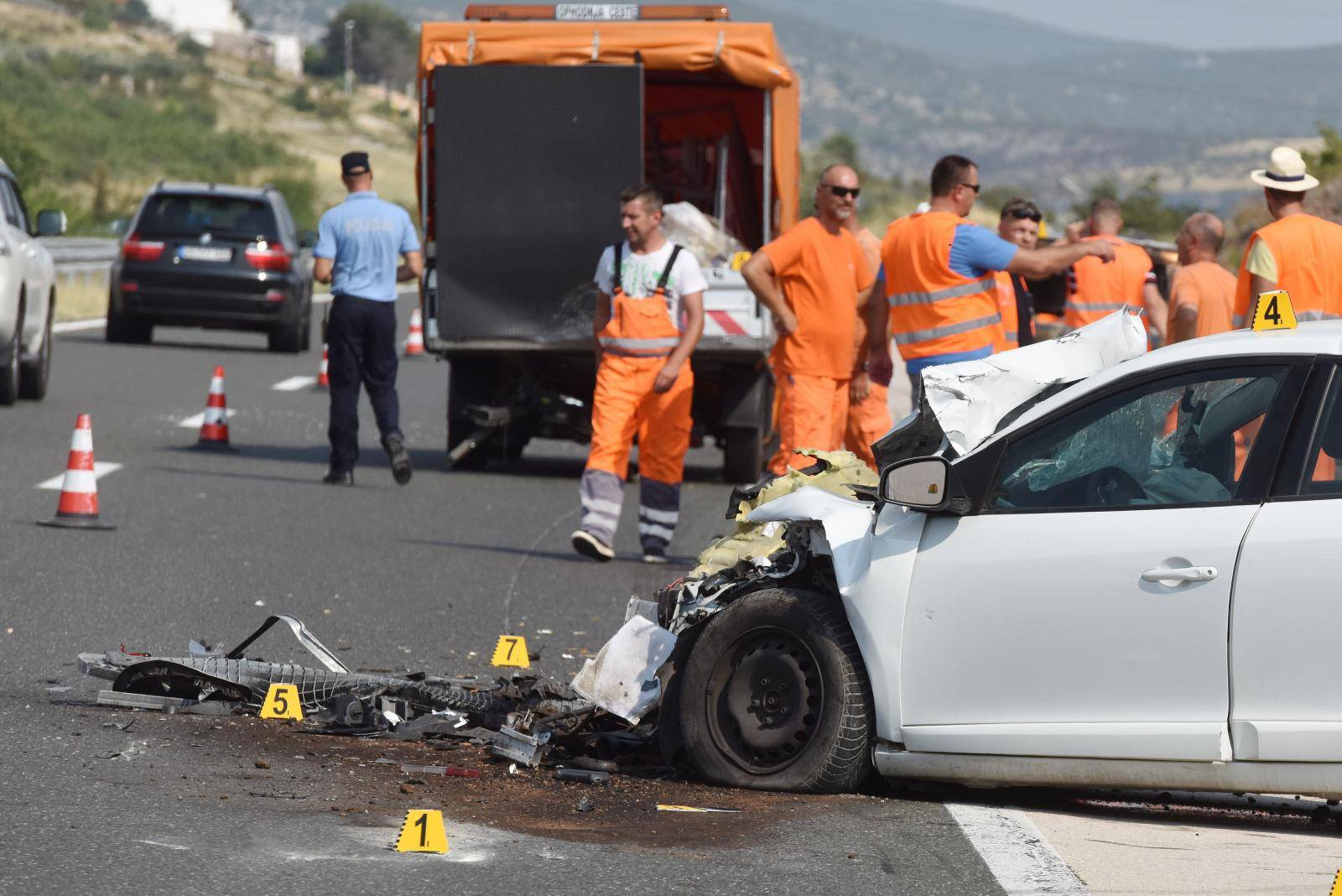 Vrpolje: Jedna osoba ozlijeÄena u prometnoj nesreÄi na autocesti A1