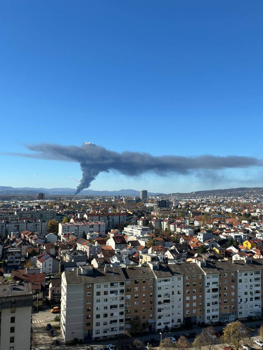 FOTO/VIDEO Još se dimi u Sv. Nedelji: 'Nije opasno za ljude'