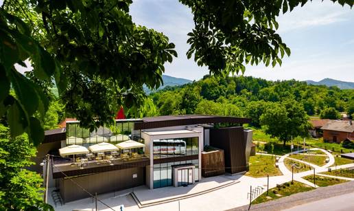 Obiteljski odmor na Papuku: mjesto gdje se djeca igraju, a odrasli di&scaron;u punim plu&cacute;ima