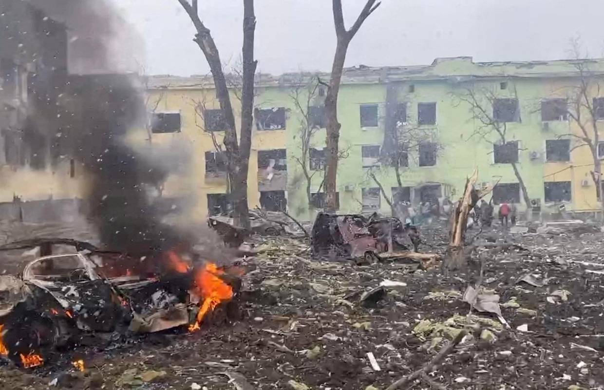 Izbjeglice preplavile Europu, UN objavio broj stradalih civila, Rusi oteli novog gradonačelnika