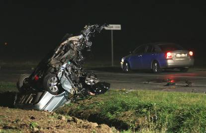 Strašna tragedija: Kod Osijeka umrlo troje ljudi u prometnoj