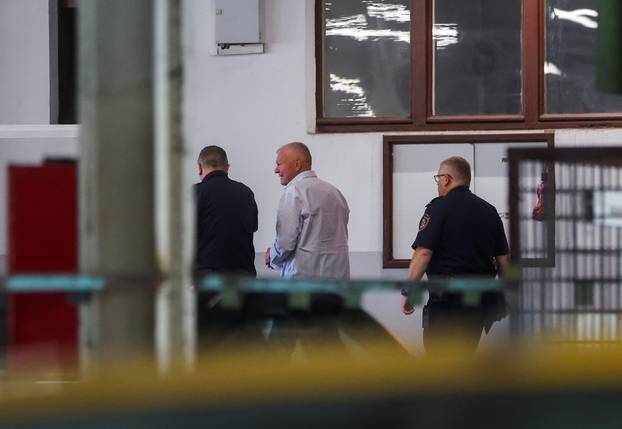 Zagreb: Policija dovodi Hrvoja Petrača u prostorije USKOK-a