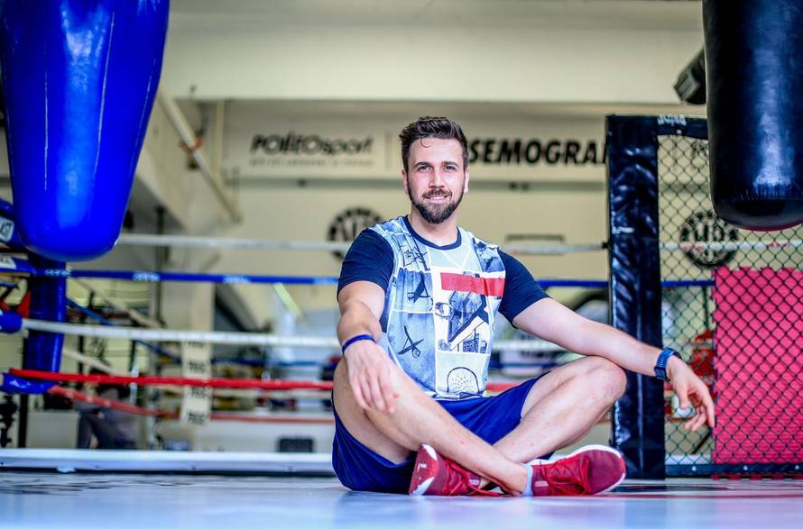 Tomislav Lubenjak diže  gume od 120 kg: 'To je moj trening'