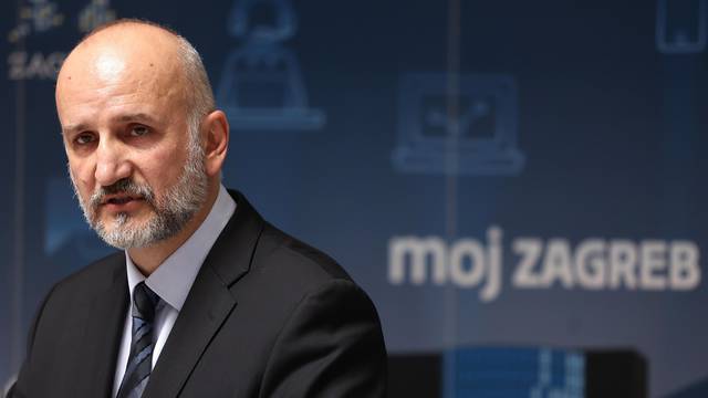 SDP-ovci zaratili zbog kadroviranja u Holdingu: Novi šef Novaković napustio stranku