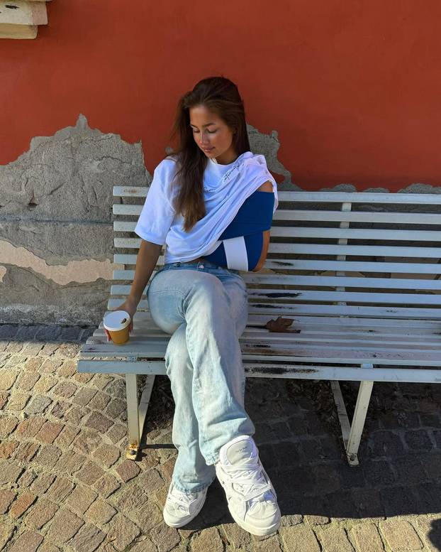 FOTO Šveđanka napravila vrući ljetni transfer. Alice spremna za avanturu na obali Mediterana