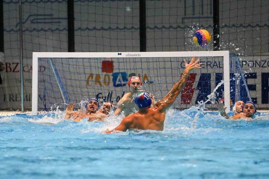 Pula: Hrvatski vaterpolisti pobijedili su Italiju