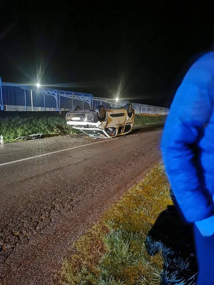 Autima kod Bjelovara završili na krovu, ozlijeđeno dvoje ljudi