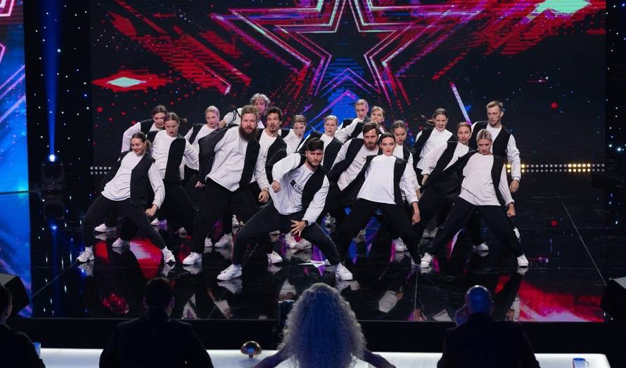 Završila je druga epizoda showa 'Supertalent': Emina i njezina lutka su osvojile zlatni gumb!