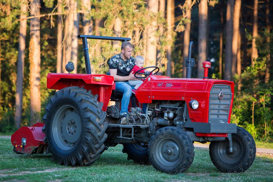 'Vozim traktor, hranim kokoši i s Rijekom idem u Ligu prvaka'