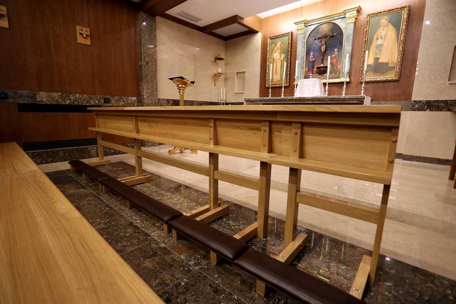 Internat Opusa Dei: Luksuz u kojem nema djevojaka i tuluma