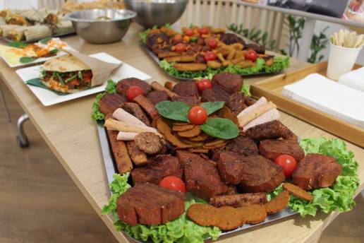 EU bez dogovora  oko zabrane naziva 'veganski burger': 'Ovo je bio gubitak vremena za sve'