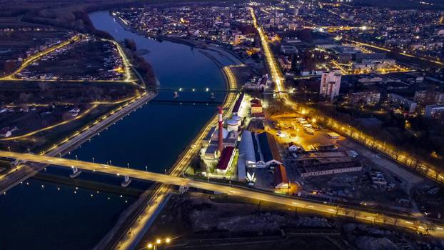 Pogled iz zraka na grad Osijek 