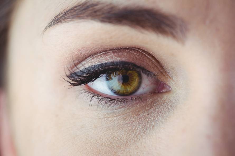 Uvijek lijepe: Ovo su najbolji make up trikovi za svaku dob