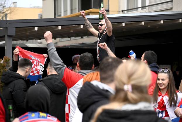 Ljubljana: Dolazak navijača na utakmicu Francuska - Hrvatska 