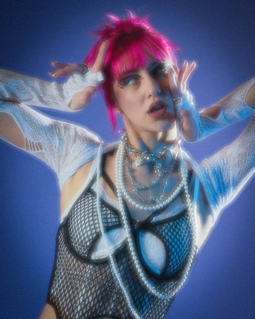 Zevin za 24sata uoči nastupa na Dori: Želim da ljudi osjete moju snagu, da vrate osjećaj slobode