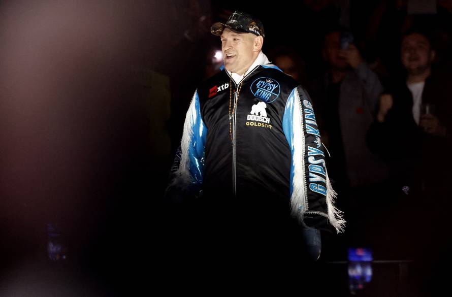 Tyson Fury v Arslanbek Makhmudov
