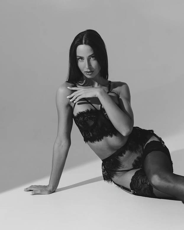 FOTO Ima božansku ljepotu! Ovo je žena koju zovu Afroditom