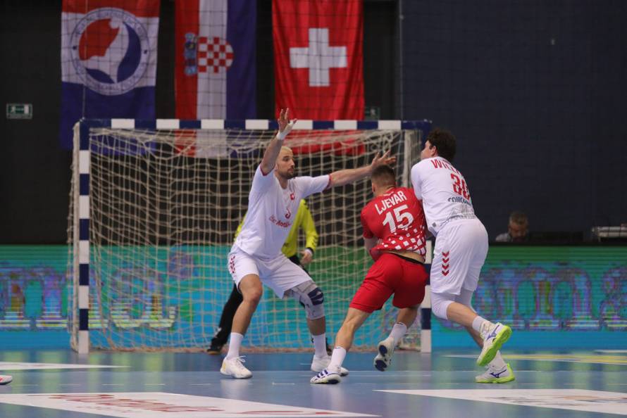 Osijek: Prijateljska utakmica između Hrvatske i Švicarske