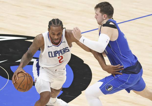 NBA: Los Angeles Clippers at Dallas Mavericks