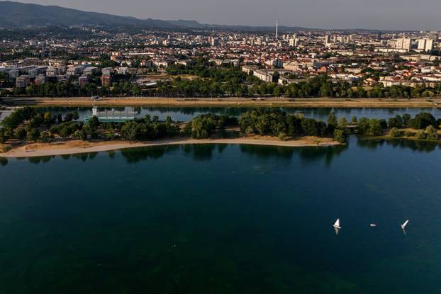 Misteriozna rupa na dnu Jaruna: Što se krije ispod površine omiljenog zagrebačkog jezera? 