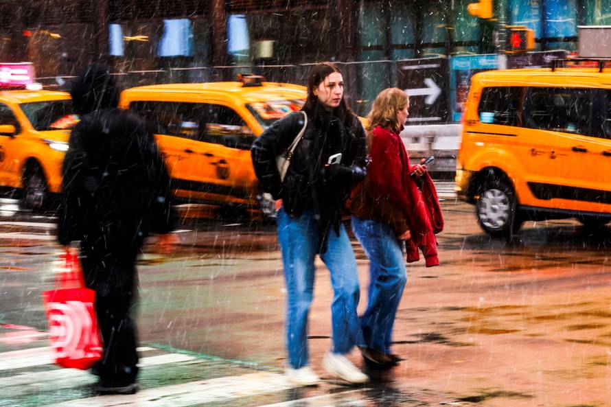Winter snow storm hits New York City