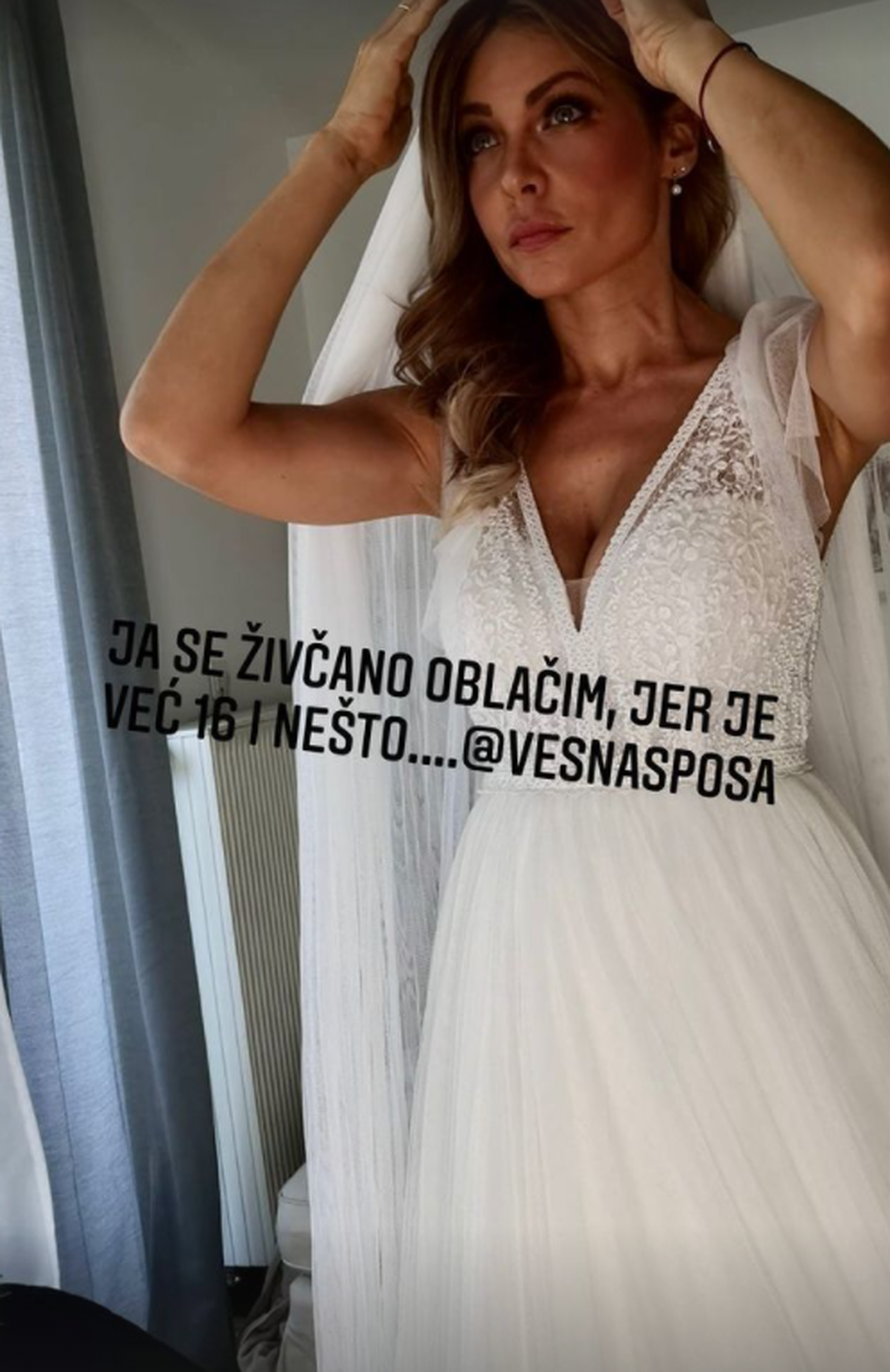 Anja Alavanja podijelila fotke s vjenčanja, mladenci prvi ples zaplesali uz Olivera i Lukyja