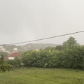 VIDEO Grmljavina i pljuskovi u Dalmaciji. Sutra se nastavlja pakleno vruće vrijeme...