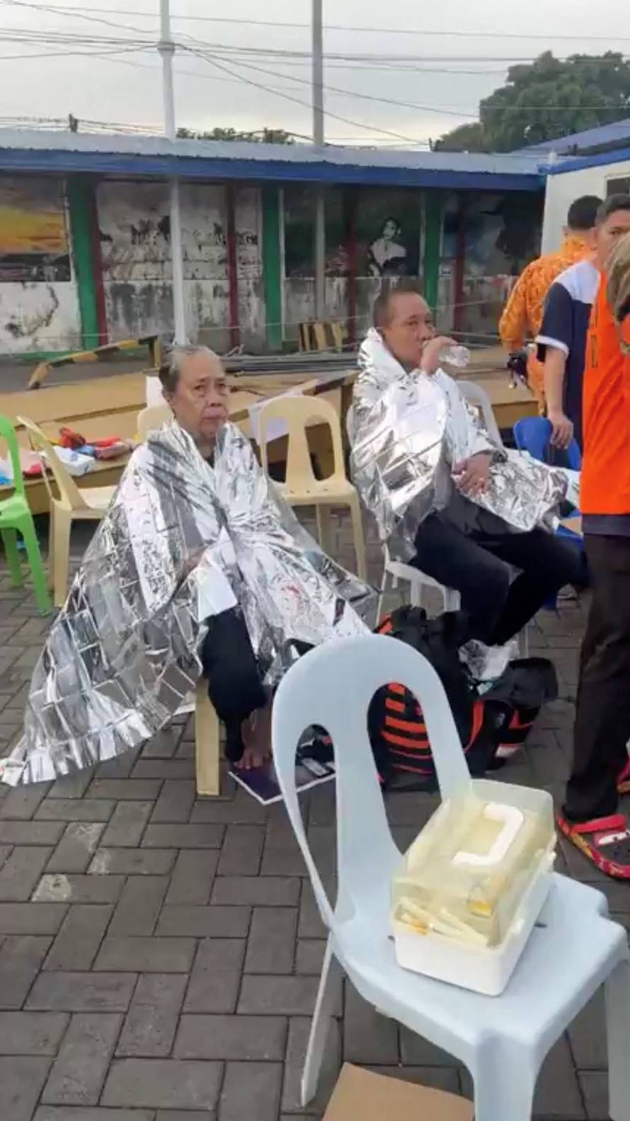 Emergency operations as victims of ferry capsize arrive in southern Philippines port