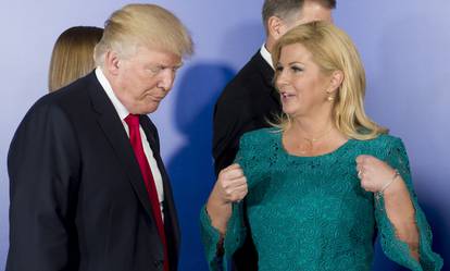 FOTO Kolinda je uvijek lijepo gledala Trumpa, poklonila mu i dres Hrvatske: Tako je ljubazan