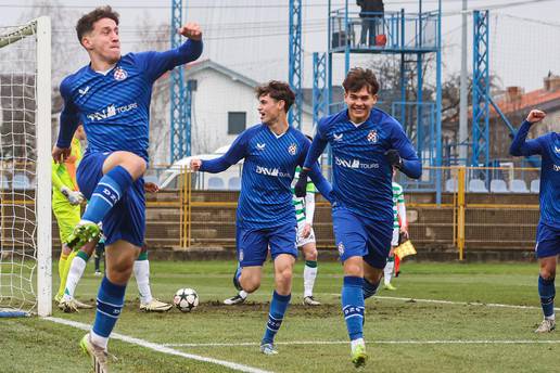 U-19 Dinamo - Celtic 2-1: Rajić spasio pobjedu u zadnjoj minuti za nadu. 'Modri' sad iščekuju...