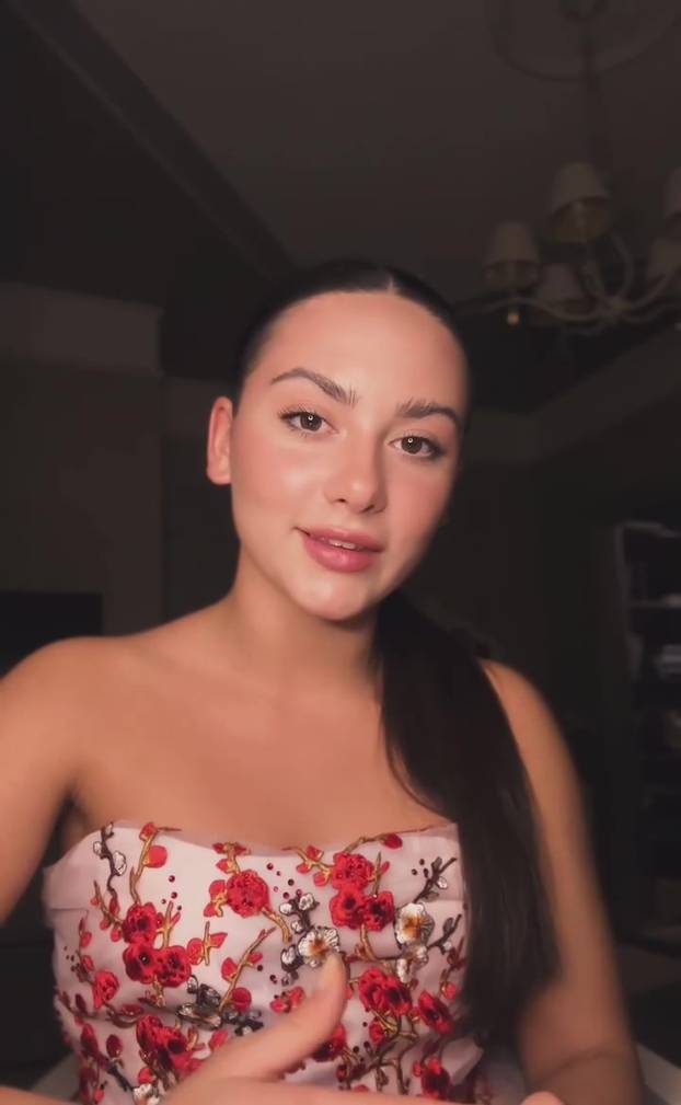 FOTO Putinova ljubimica imala je velike planove. Morala je na operaciju i tu joj je počeo pakao