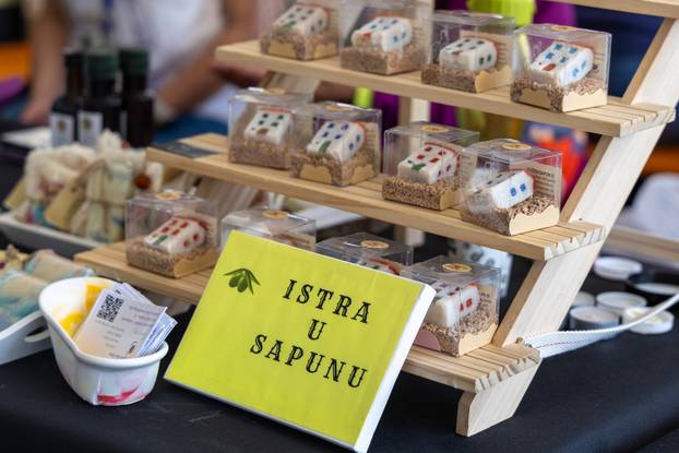 Kršan: Održano 15. izdanje Festivala samoniklog bilja