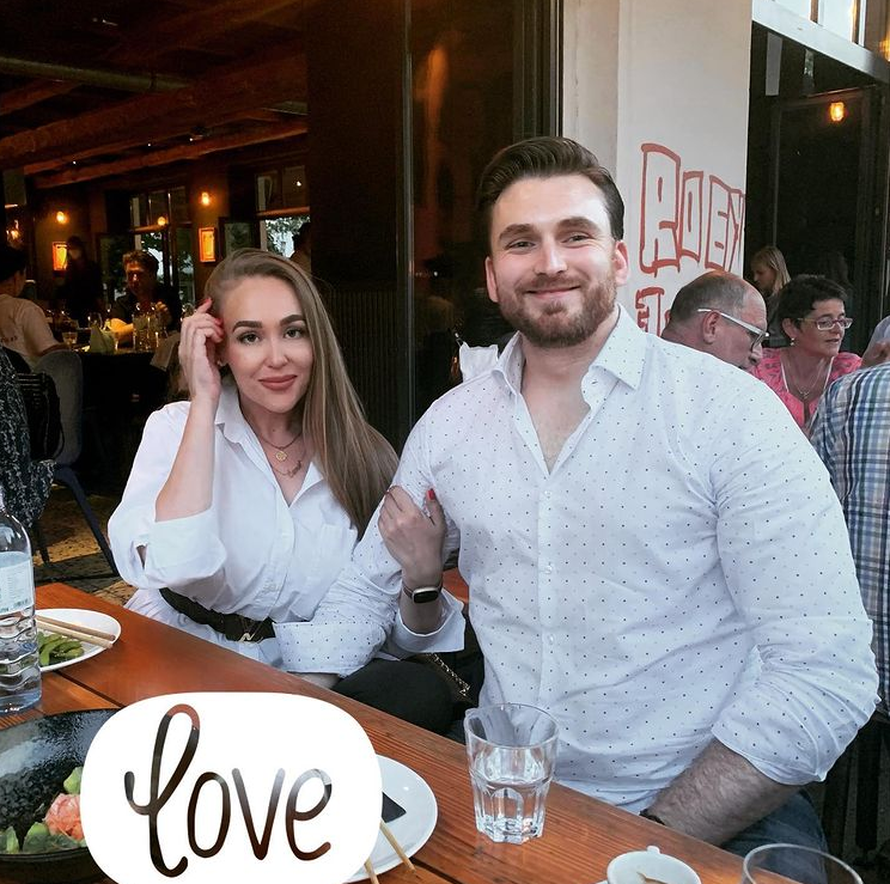 Razvela se kći političara Bakira Izetbegovića, na svadbu prošle godine potrošili 4 milijuna kuna