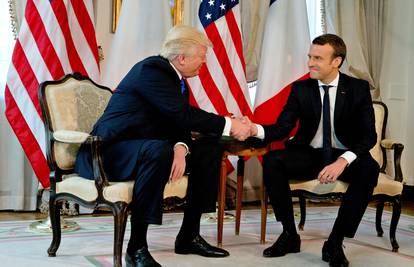 Trump gurnuo premijera Crne Gore, a Macron ga ponizio...
