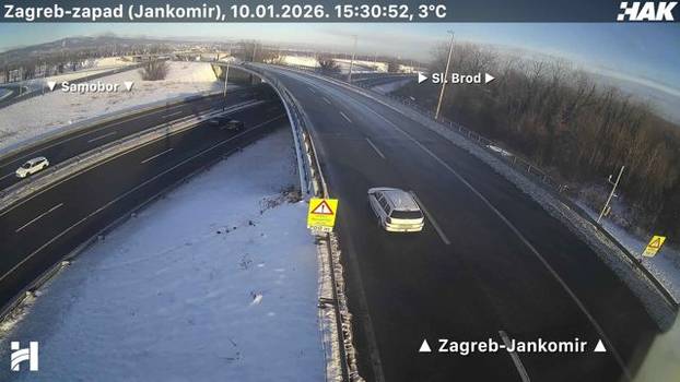 FOTO Pogledajte situaciju na autocestama: Snijeg još pada, stvara se poledica, ima i magle