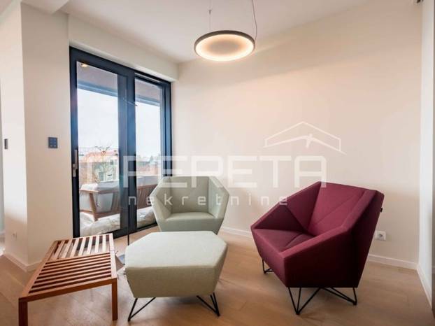 FOTO Stan u srcu Varaždina ima bazen, jacuzzi i saunu! Cijena će mnoge iznenaditi...