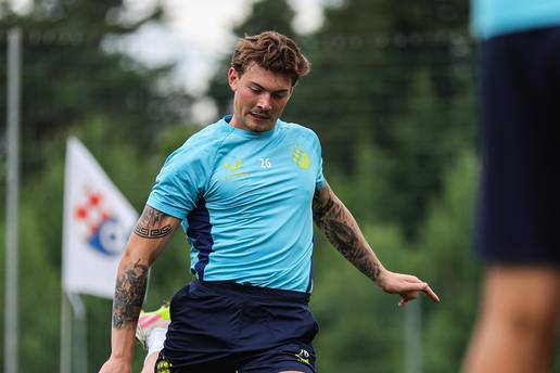U&Zcaron;IVO Transferi: Dinamo blizu krila Barcelone, golman odlazi