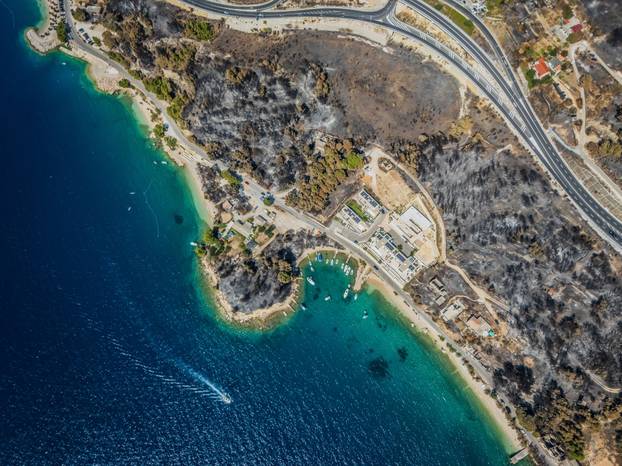 Omiš Borak:  Posljedice požara u mjestu Borak iznad Omiša