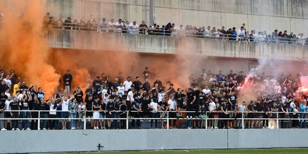 FOTO Navijačko ludilo u Rijeci! Navijači u velikom broju stigli na trening uoči dana odluke