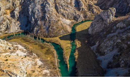 Divlja ljepota Zrmanje: Kanjon, krš i boje koje će vas oduševiti