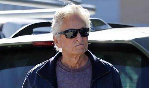 Michael Douglas našao se u problemu! Nije mogao pronaći svoj automobil na parkiralištu