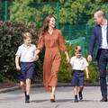 Princ Louis odbio primiti tatu Williama za ruku na prvi dan škole: 'Sad sam veliki dečko'