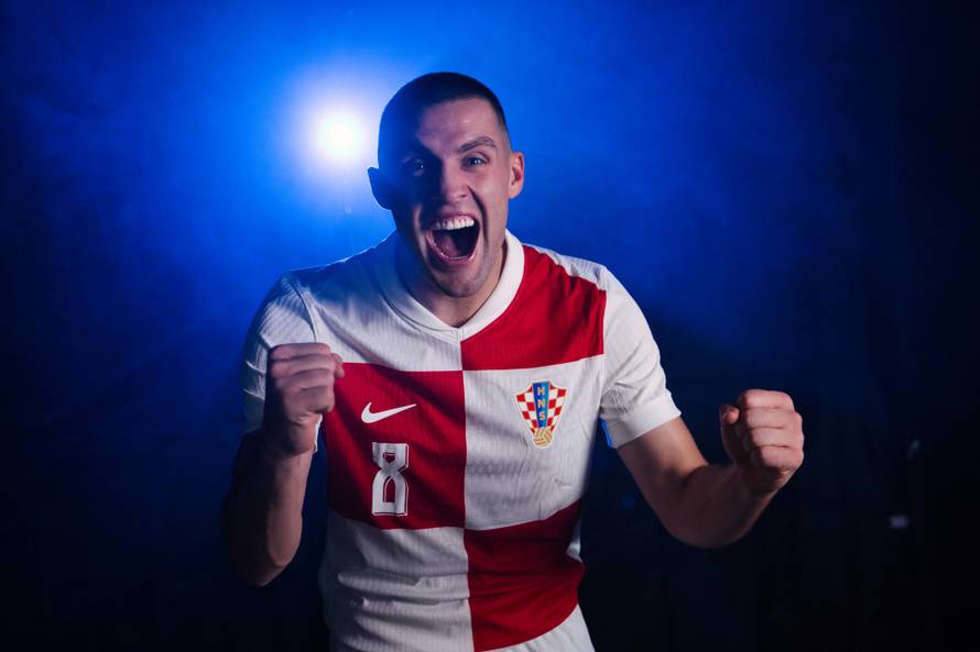 Bivši 'vatreni' o dresu: 'Domaći mi na prvu nekako nije sjeo'; 'Kockice mi se čine prevelikima'