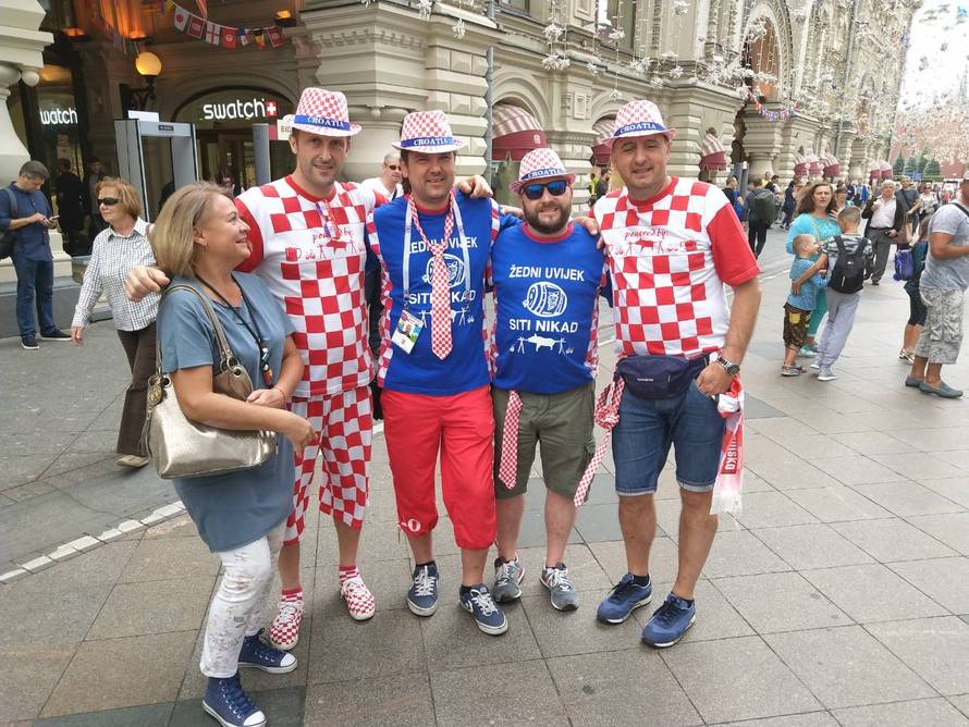 'Crven-bijeli' trg u Moskvi: Za Hrvate navijao i Steven Seagal