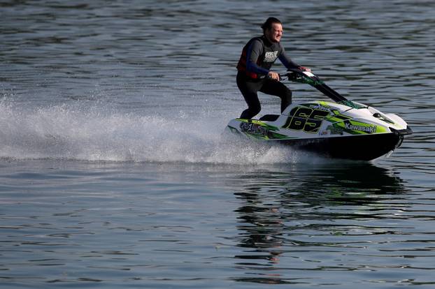 Spas od vrućina na zagrebačkom jezeru Jarun