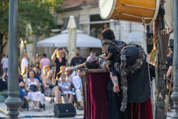 Pula: Predstava "Pentesilejai" u sklopu Međunarodnoj kazališnog festivala
